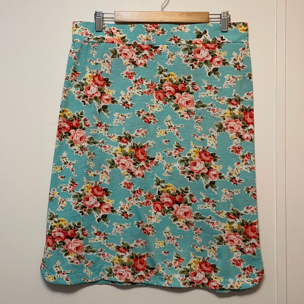 Floral Knit Skirt 🌸